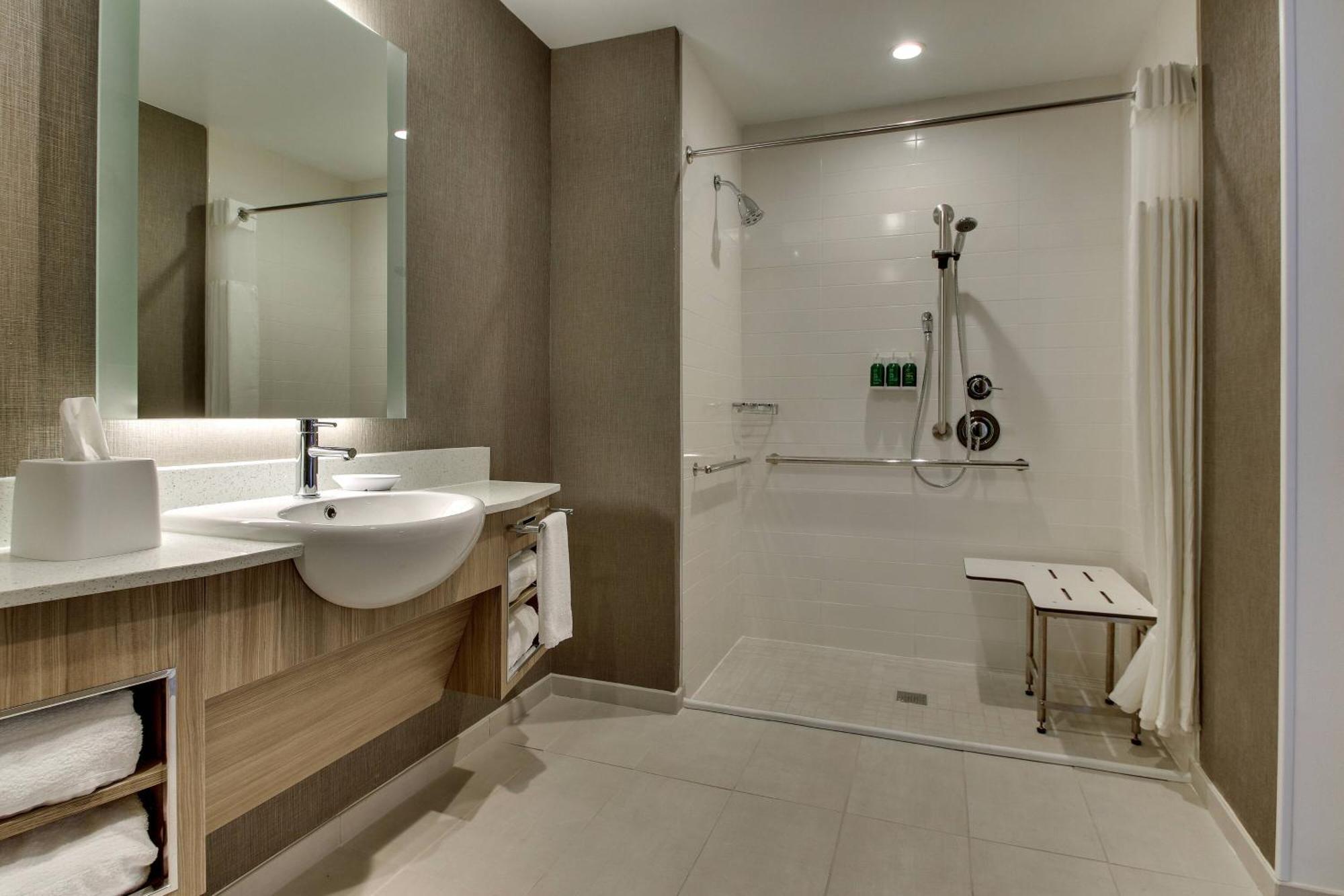 สปริงฮิลล์ สวีท บาย แมริออท มอนต์โกเมอรี ดาวน์ทาวน์ Hotel ภายนอก รูปภาพ