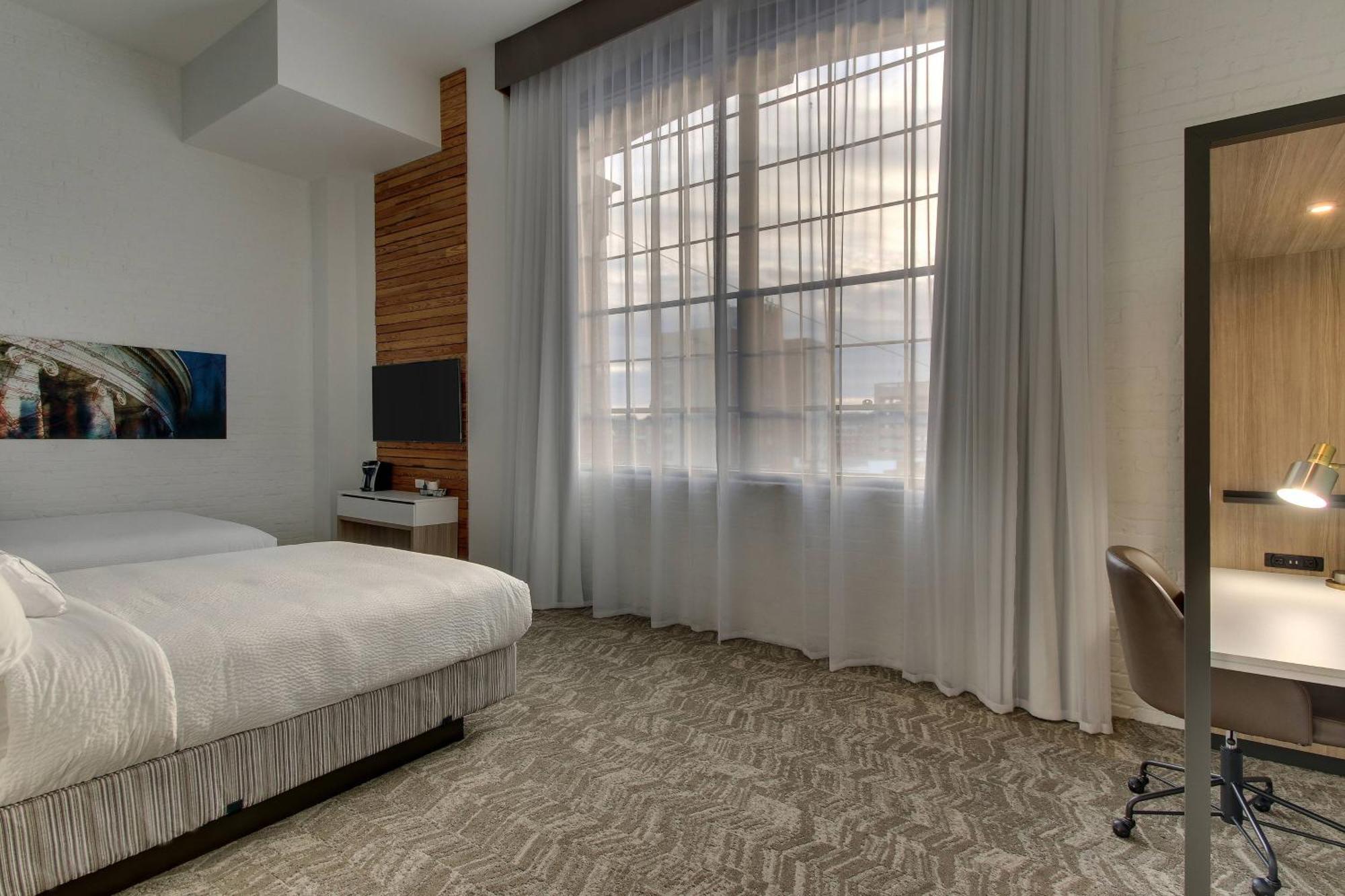 สปริงฮิลล์ สวีท บาย แมริออท มอนต์โกเมอรี ดาวน์ทาวน์ Hotel ภายนอก รูปภาพ